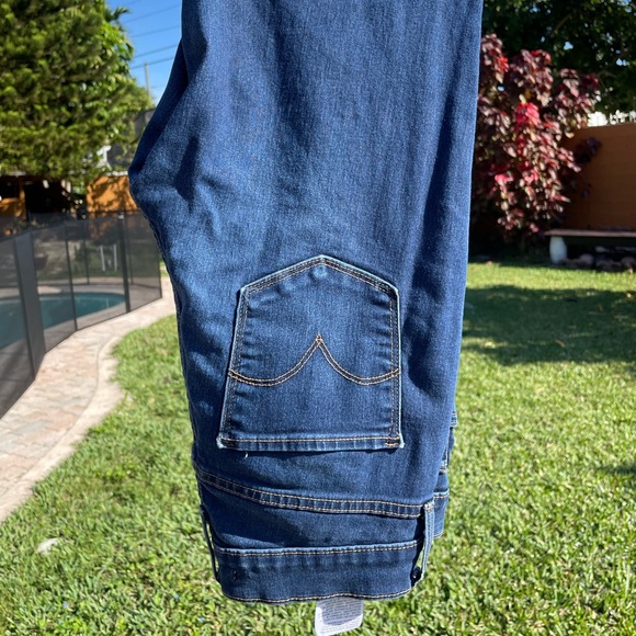 Levi's 311 Shaping Skinny Denim Jean Pants Size 28 - Picture 15 of 15